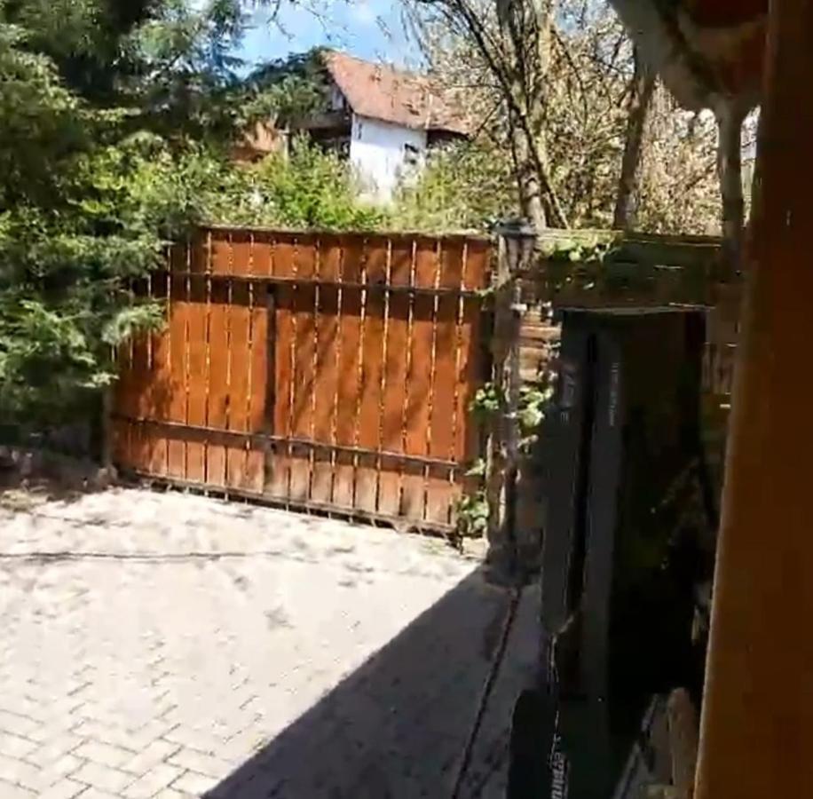 Melinda Nyaralohaz Διαμέρισμα Balatonkenese Εξωτερικό φωτογραφία